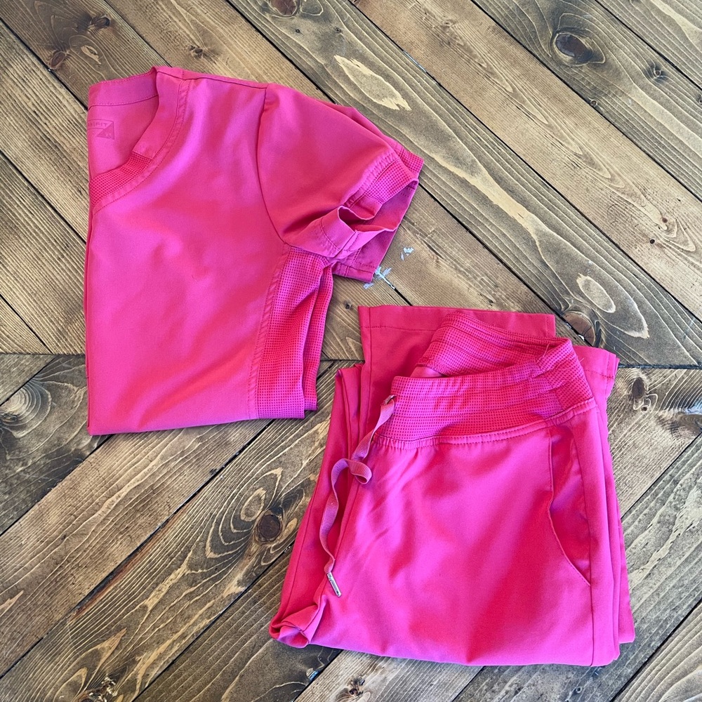 White Cross Fit Scrub Set